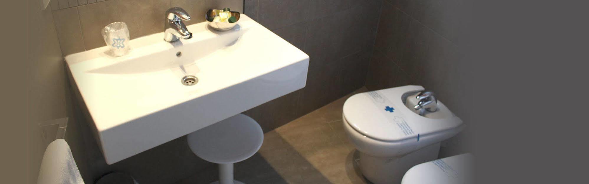 Rentería Hotel Berri Versalles מראה חיצוני תמונה